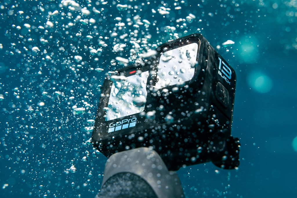 GoPro HERO13 Black - Cámara de acción Resistente al Agua con vídeo 5.3K60, fotografía de 27 MP + compatibilidad con Lentes Serie HB