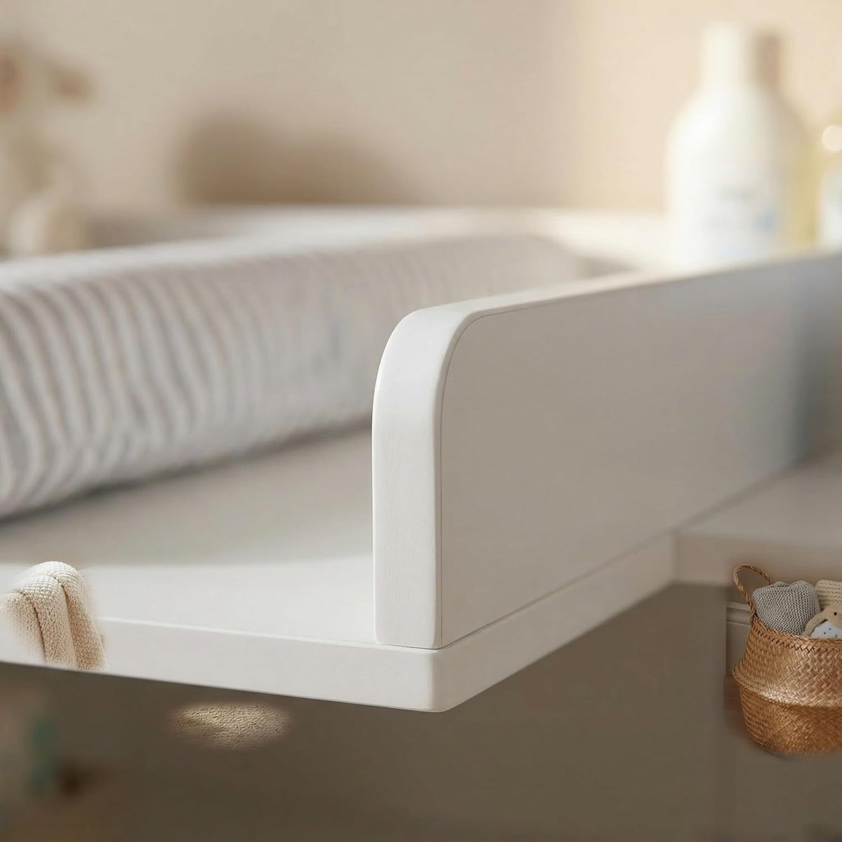 ecomi Cómoda Cambiador para bebé en Madera con Plan de Cambiar, 3 cajones, 1 puerta, Altura 100 cm, Color Blanco, Dimensiones 113x100 cm, tiradores cromados