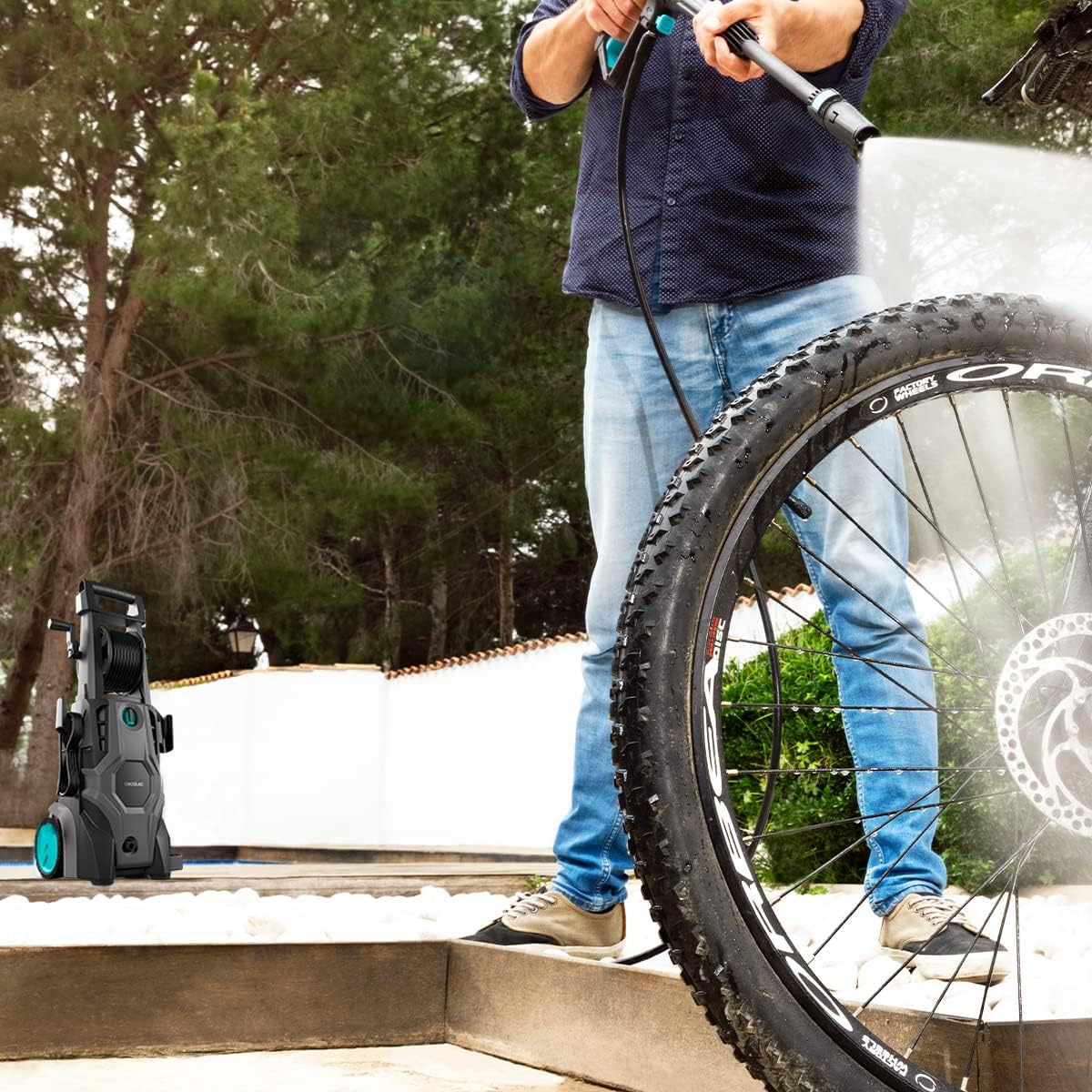 Cecotec HydroBoost 2400 AdvanceClean High Pressure Washer. 2400W, Home, Garden or Car, Flow Rate of 480l/h, 180 Pressure Bars, Aluminium Pump, Action Radius 14 m