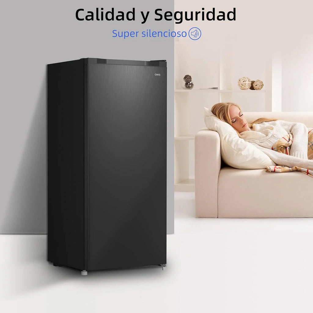 Congelador vertical independiente CHiQ, 145L de capacidad, congelación rápida, termostato ajustable, silencioso, puerta reversible, negro, clasificación energética E