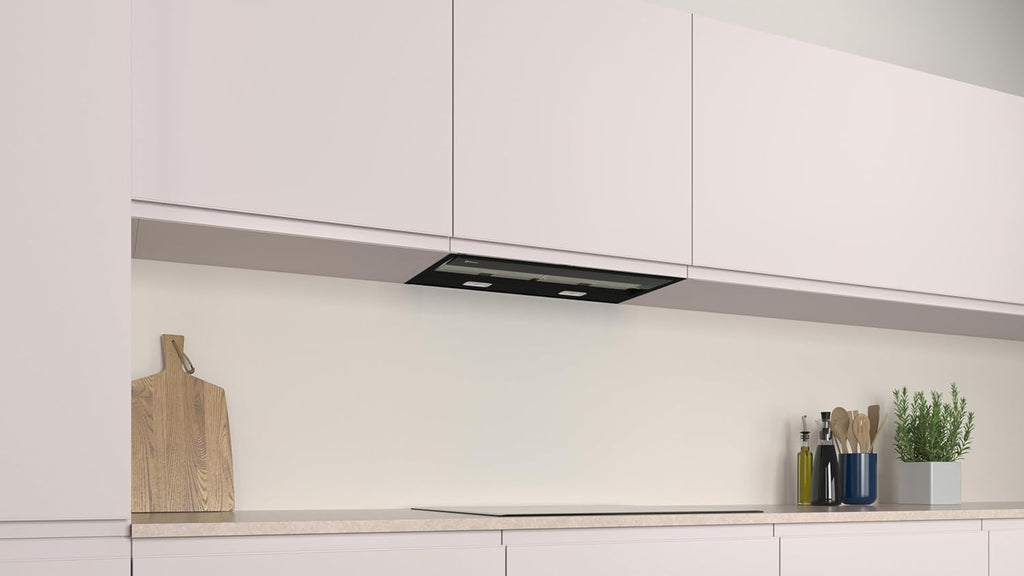 Balay – Integrierbare Deko-Dunstabzugshaube, 60 cm breit, 4 Leistungsstufen, Abluft- oder Umluftbetrieb, Schwarz, 3BD967GN