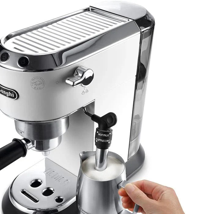DeLonghi Dedica Style Espressomaschine EC685