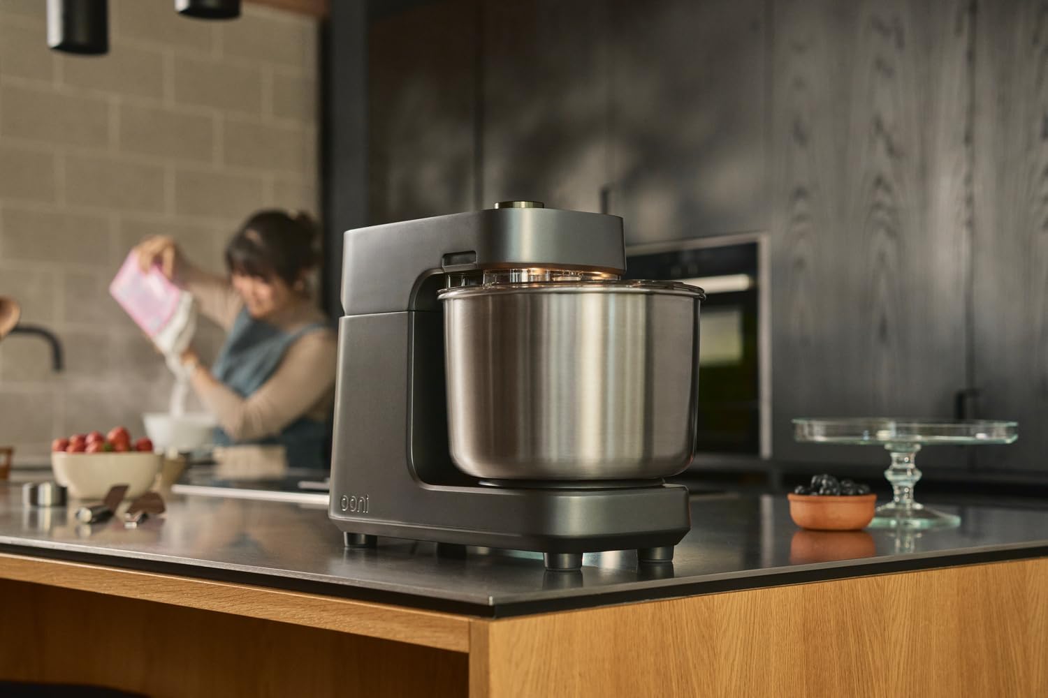 Ooni Halo Pro Spiral-Teigknetmaschine 7,3L mit Zubehör, 58 Geschwindigkeiten – Ideal für Brot und Pizza – Anthrazitgrau