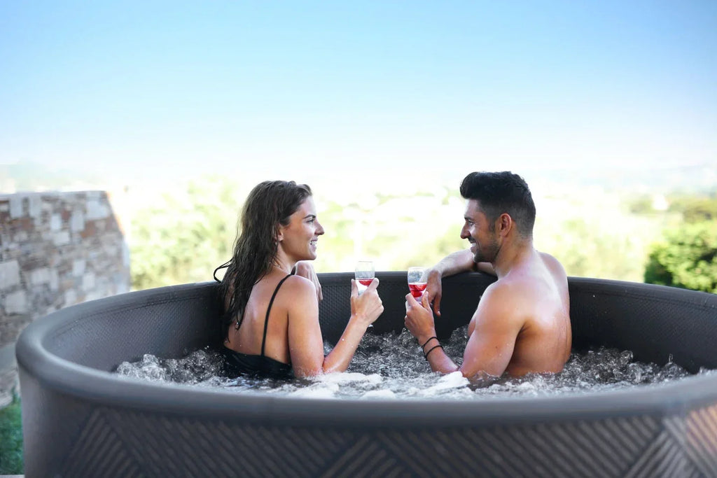 AUFBLASBARES WHIRLPOOL-SPA ENTSSPANUNG BEHEIZTES WASSER MONO ECO WLAN 6-Personen