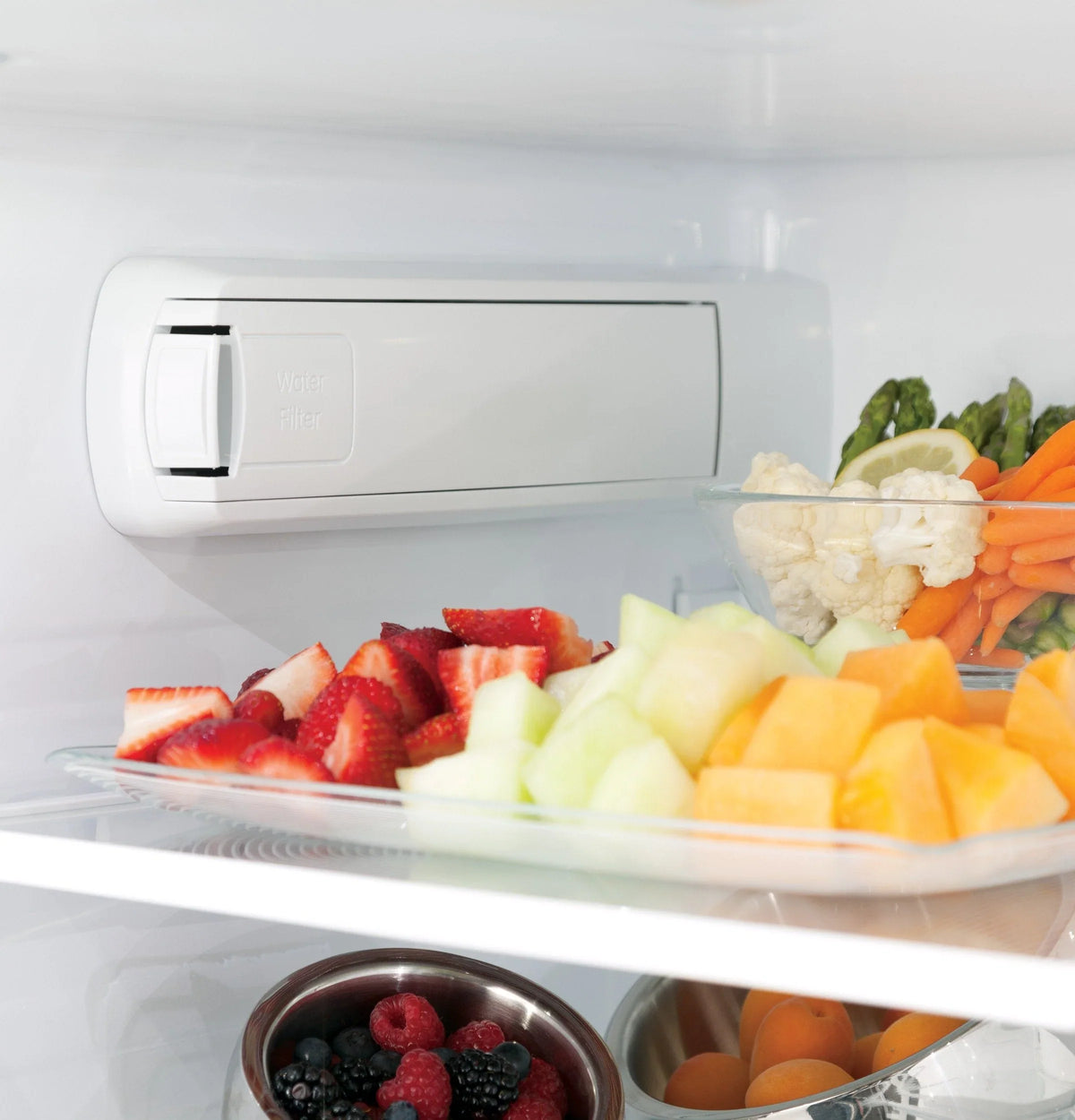 2025 Refrigerador French Door GE Profile™ Series ENERGY STAR® de 27.7 pies cúbicos, resistente a huellas dactilares, con llenado automático manos libres