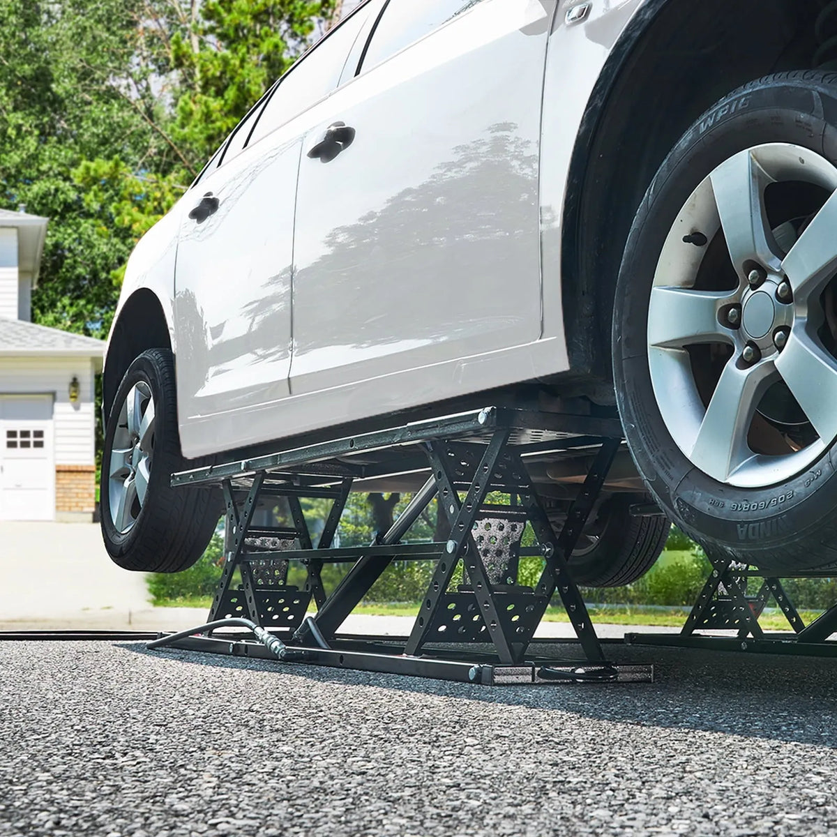2026 Tragbarer Autoaufzug 5000 LBS – Autohebesystem für die Heimgarage