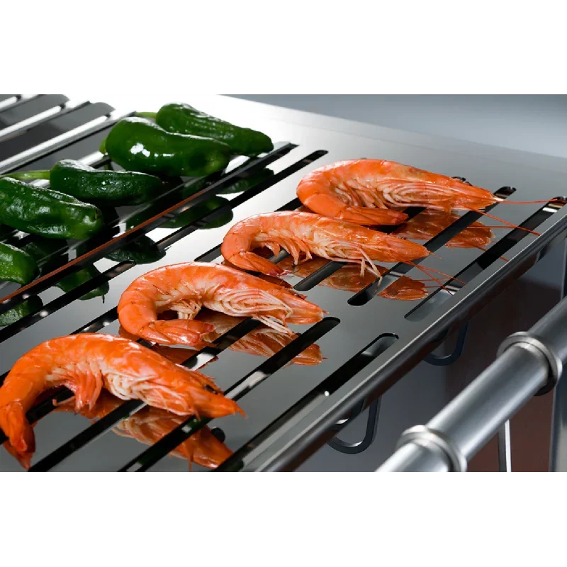 Clover Holzkohlegrill aus Edelstahl mit Rädern,