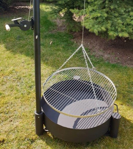 Grill ogrodowy żuraw na wysięgniku ruszt nierdzewny palenisko trójnóg