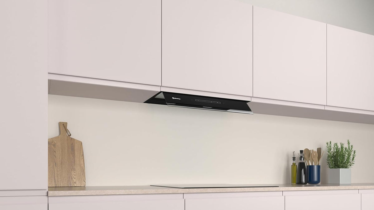 Balay – Integrierbare Deko-Dunstabzugshaube, 60 cm breit, 4 Leistungsstufen, Abluft- oder Umluftbetrieb, Schwarz, 3BD967GN